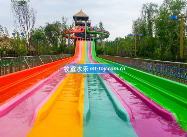水滑梯和普通滑梯的區(qū)別，如何保養(yǎng)您的水上樂(lè)園滑梯！
